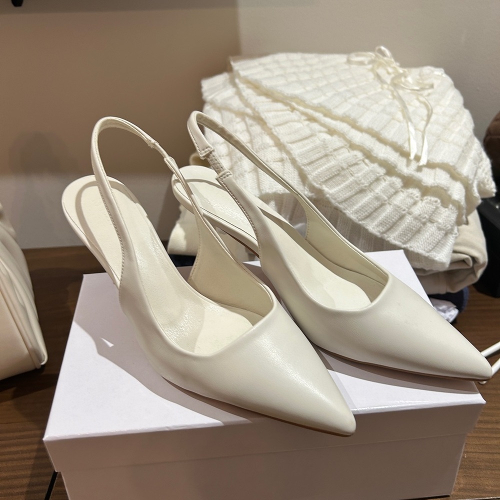 Meshki Cream Pointed Slingback Heels